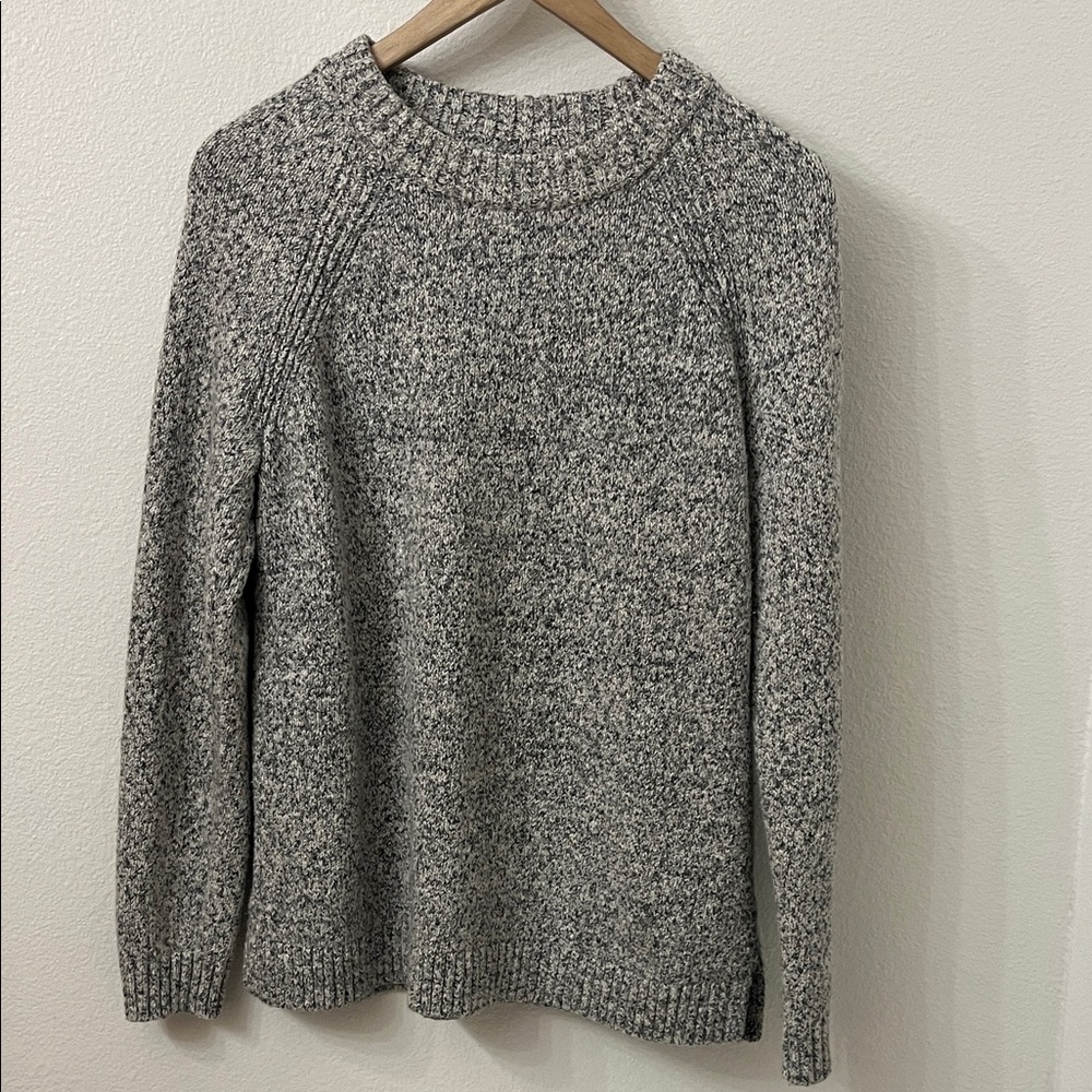 Women’s Gray Sweater